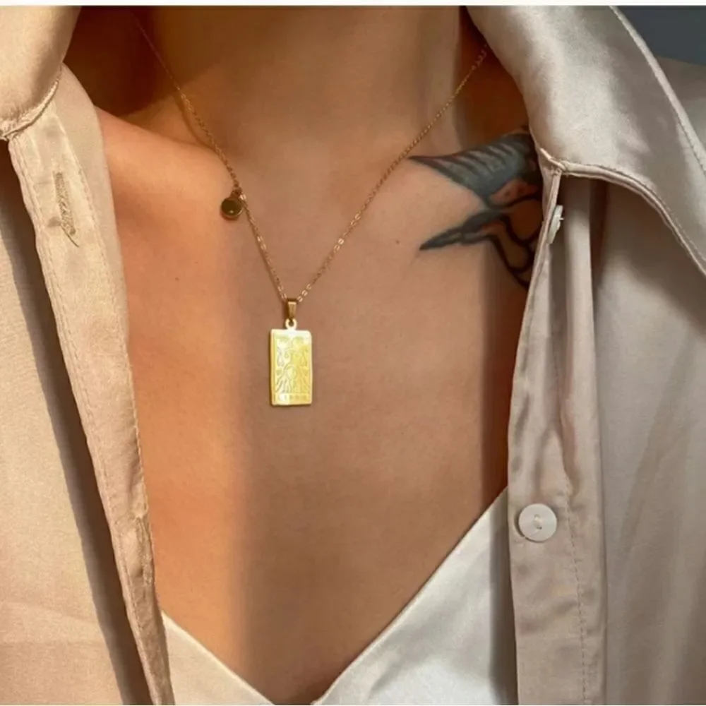 Leo Zodiac Horoscope Sign Tarot Gold Plated Pendant Necklace